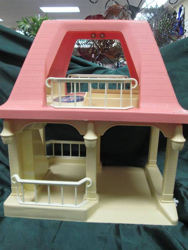 doll house...