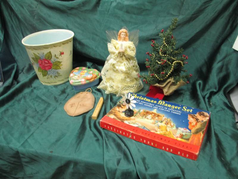 Basket, Christmas angle, Christmas ...