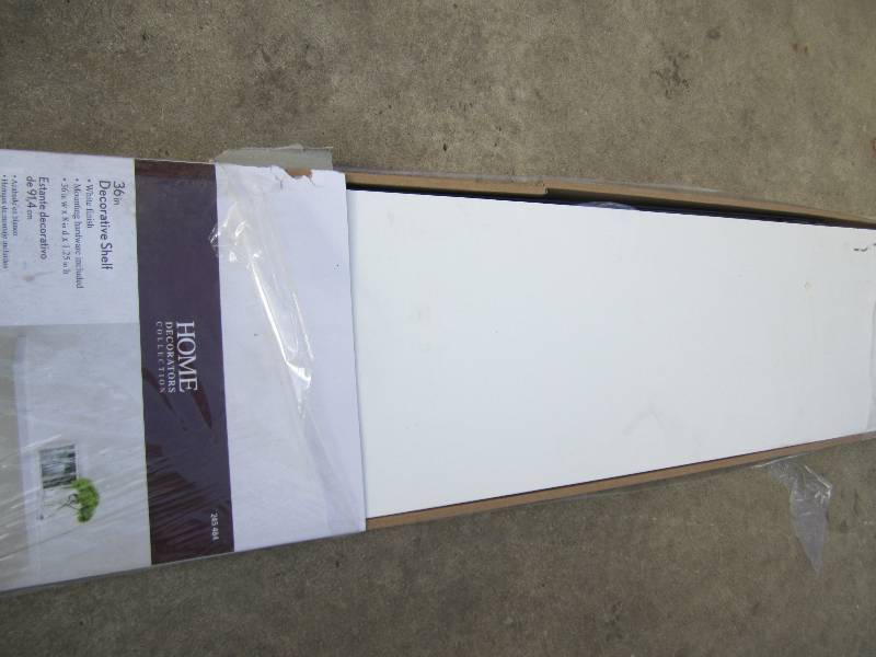 lot 68 image: Home Decorators Collection 35.4 in....