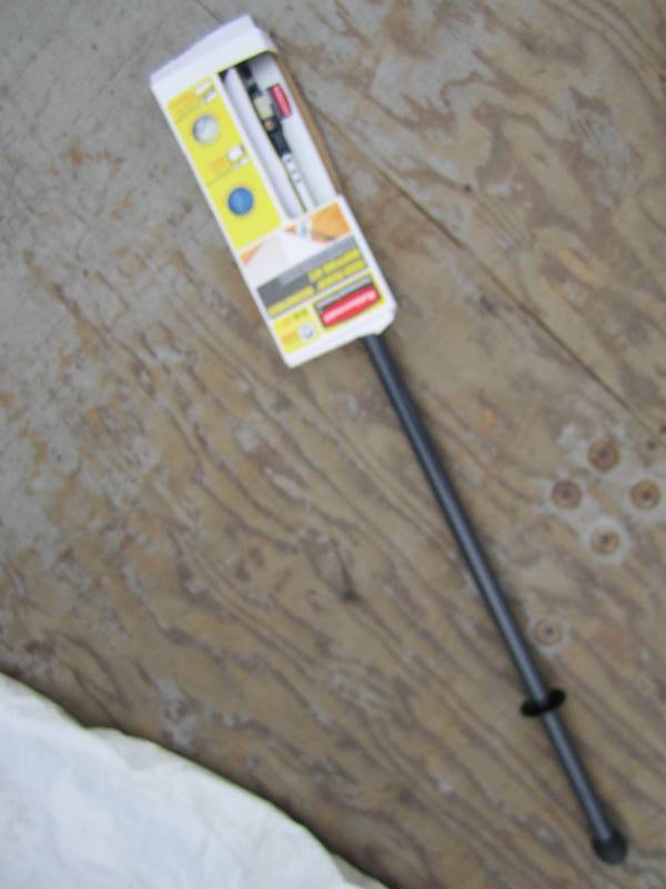 lot 105 image: Rubbermaid Commercial Products  Erg...