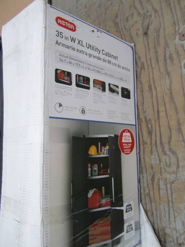 lot 118 image: 35 inch utility cart, appears compl...