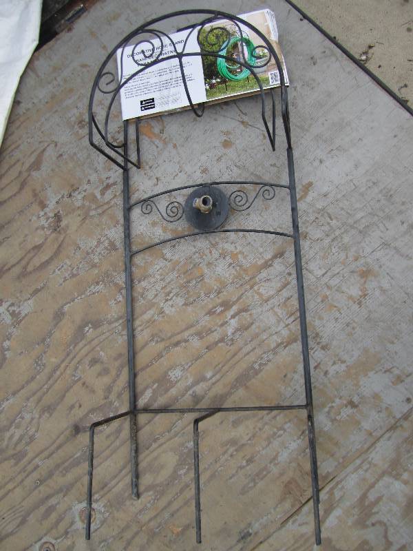 lot 134 image: Liberty Garden Decorative Hose Stan...