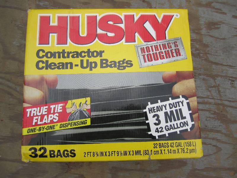 lot 137 image: Husky 42 Gal. Clean-Up Bags (32-Cou...