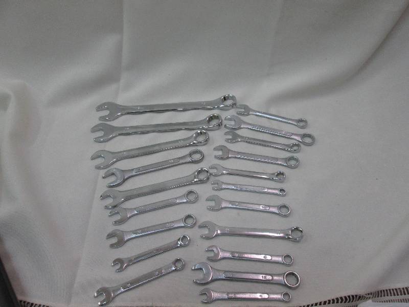 Misc METRIC wrenches all displayed ...