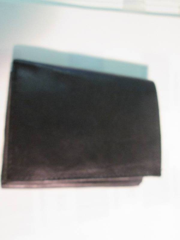 Mens Black Leather Wallet...