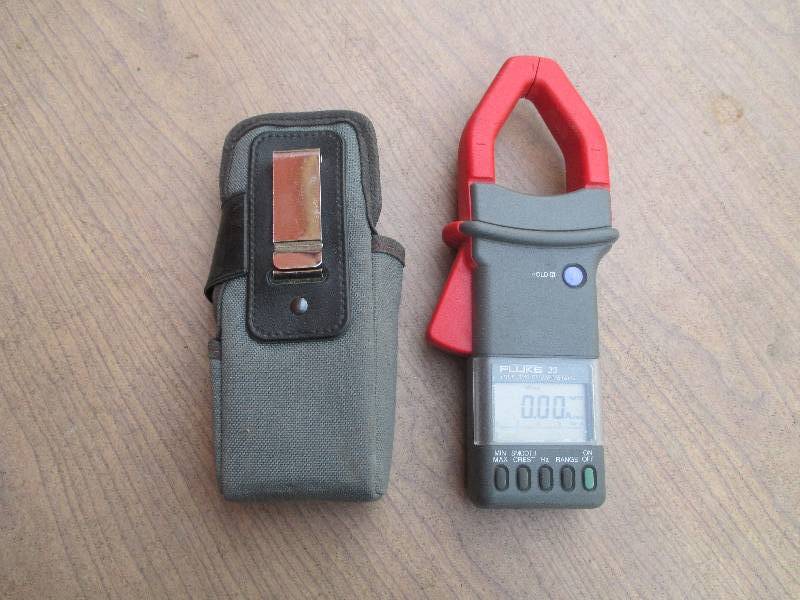 Fluke 33 True RMS clamp meter 600 w...