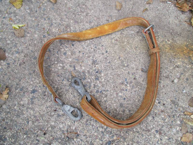 Heavy duty leather hook strap...