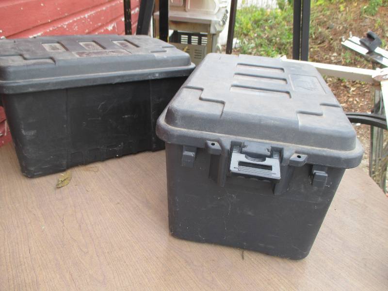 2 Plano tool totes with clamp on li...