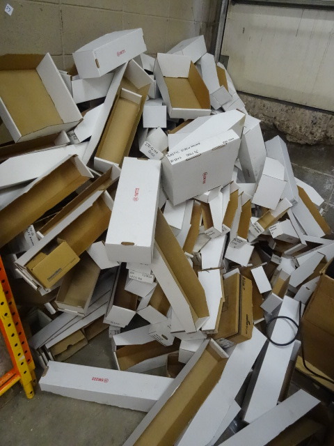 lot 27 image: Sorting boxes