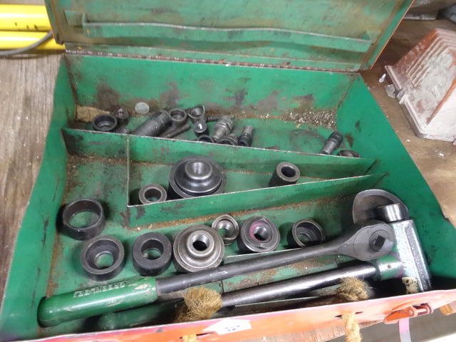 lot 56 image: Greenlee Ratcheting Knock Out Set