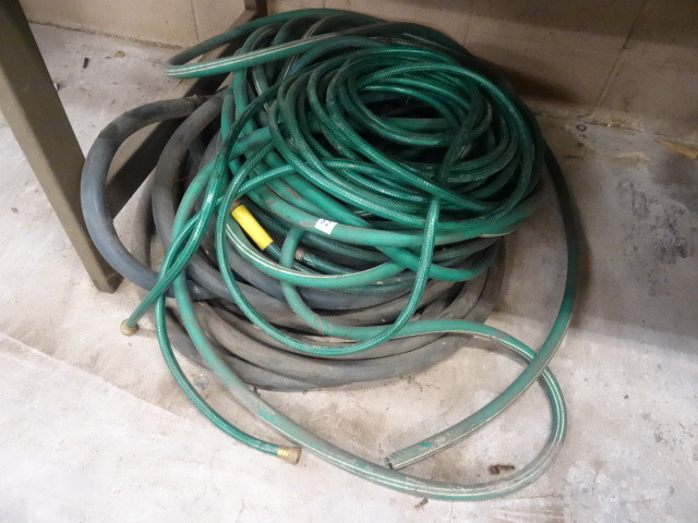 lot 62 image: Misc Air and Water Hoses