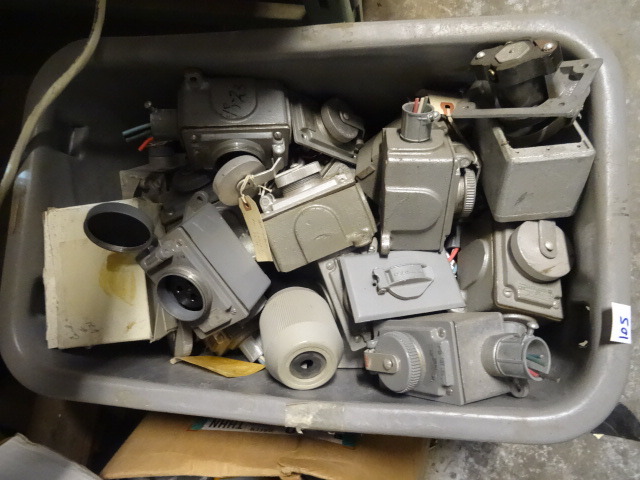 lot 105 image: Specialty Plug in Boxes 410 Kuplers