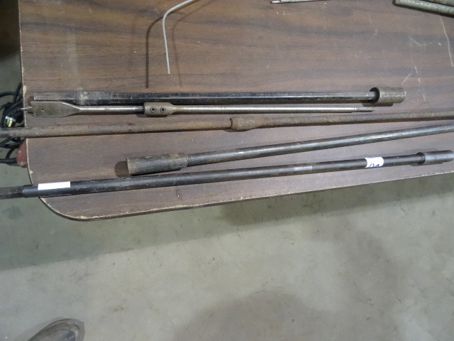 lot 130 image: Drill Extensions