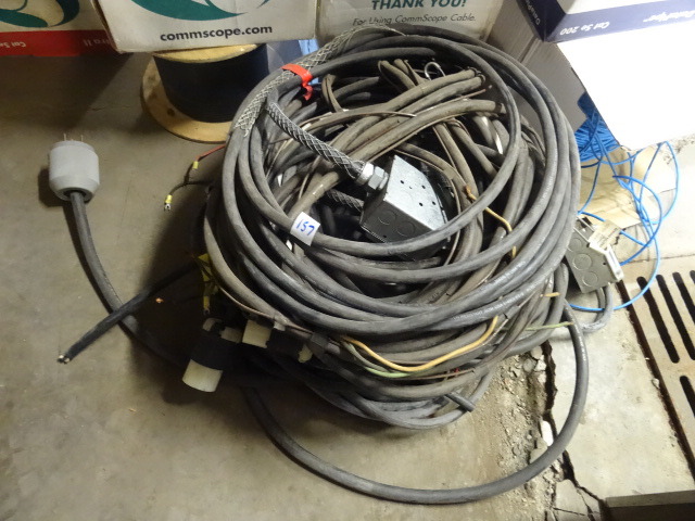 lot 157 image: Pile of Misc Electrical Cord Wire