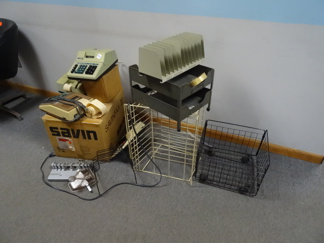lot 170 image: 4 Adding Machines