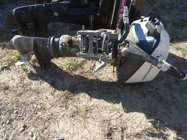 lot 6 image: Johnson Outboard Motor