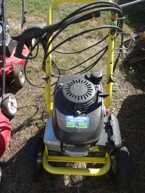 lot 24 image: Karcher Pressure Washer