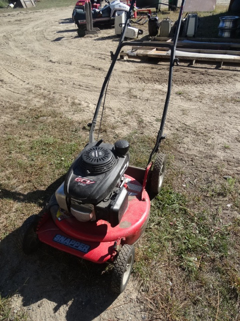 lot 25 image: Snapper Push Mower