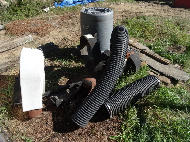 lot 42 image: Trac Vac Lawn Mower Vacuum