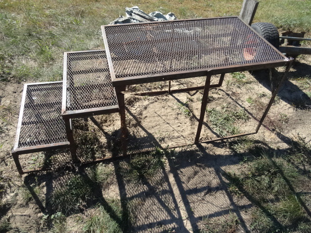 lot 47 image: Metal Stairs Platform 63 X 24 X 26