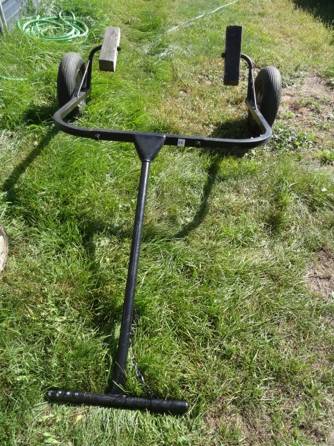 lot 64 image: Snow Mobile Dolly