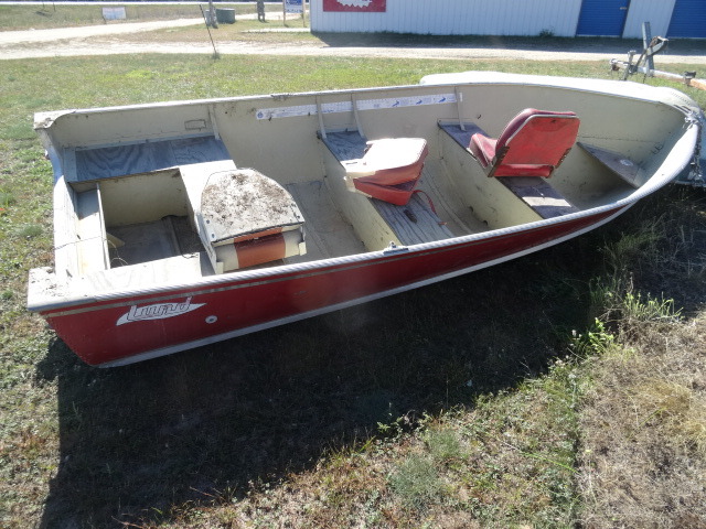 1984 Lund Aluminum Boat 14
