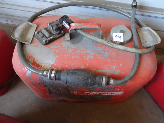 lot 94 image: Johnson Outboard Motor Tank