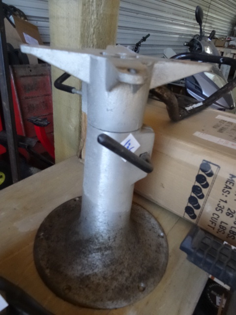 lot 136 image: Boat Seat Pedestal