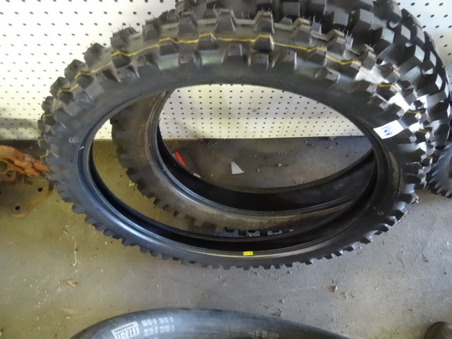 lot 144 image: Used Motorcycle Tire 80100-21