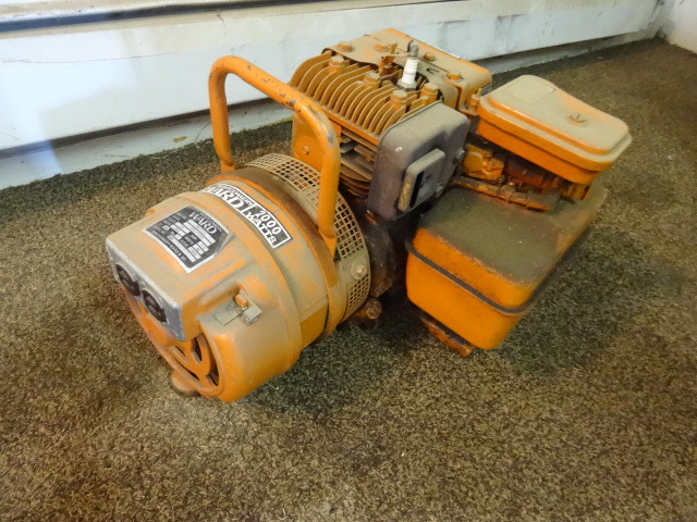 Montgomery Wards Model Hpg-27373a Generator 2000 Watt Needs Fuel System 