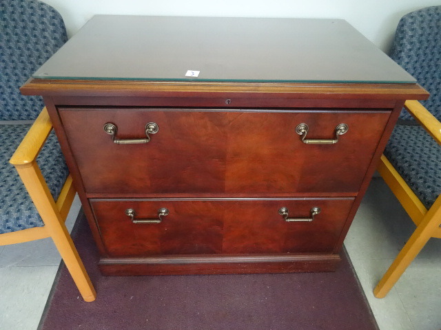 lot 3 image: 36 Wood 2 Drawer Lateral File