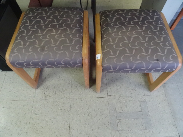 lot 4 image: 2 Wood Framed Waiting Room Benches