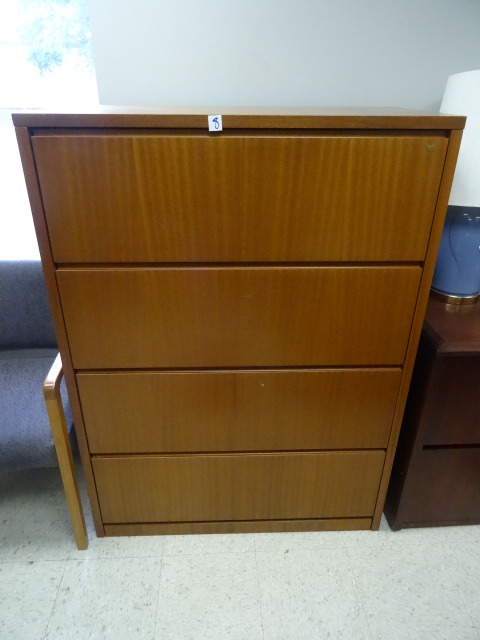 lot 8 image: 38 Wood 4 Drawer Lateral File
