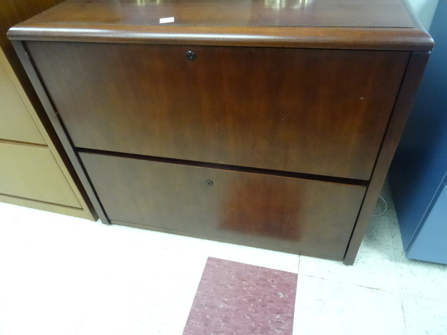 lot 11 image: 36 Wood 2 Drawer Lateral File