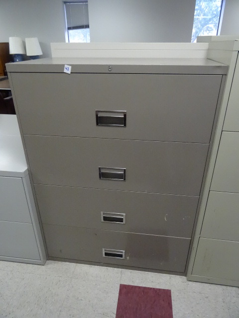 lot 42 image: 36 Metal 4 Drawer Lateral File