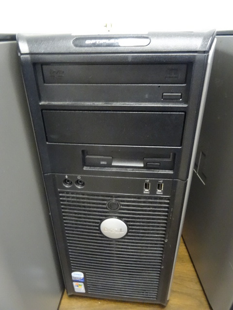 lot 76 image: Dell Optiplex 745 Computer