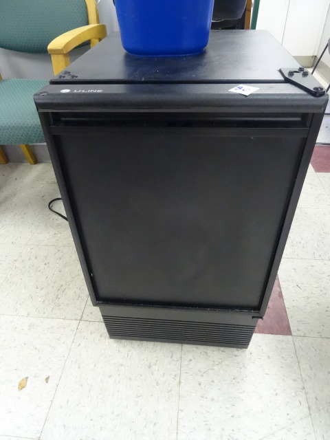 lot 80 image: U-Line Icemaker ULN-B198B-00