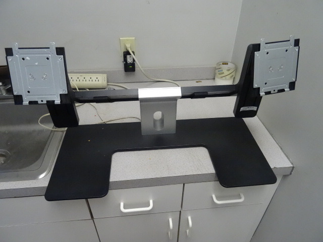 lot 93 image: Dell Desk Top Double Monitor Stand