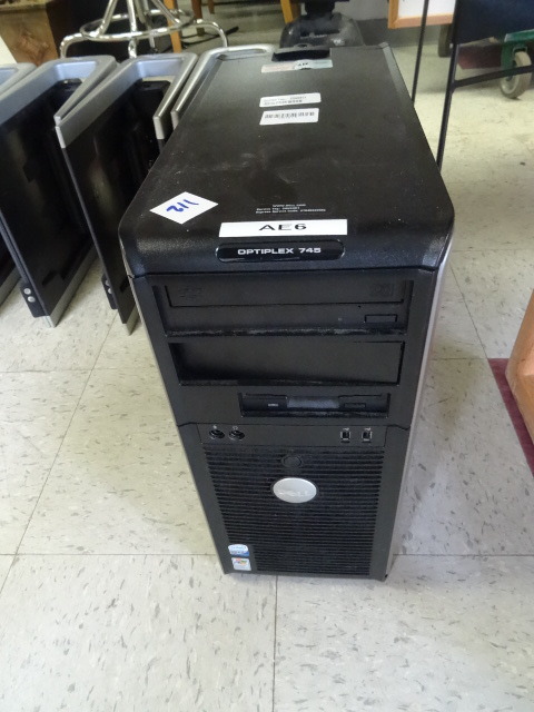 lot 112 image: Dell Optiplex 745 Computer
