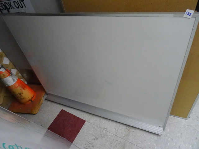 lot 122 image: 48 X 36 White Board