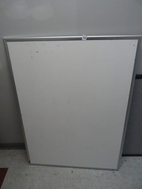 lot 125 image: 48 X 36 White Board