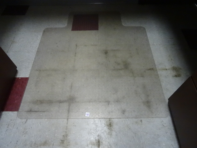 lot 138 image: 45 X 52 Chair Mat