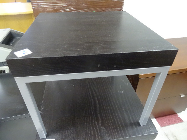 lot 140 image: End Table 16 X 16 X 13