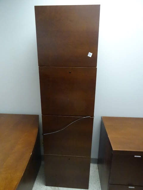 lot 142 image: 4 Door Overhead Cabinet