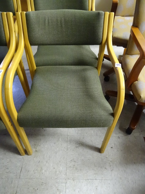 lot 189 image: 2 Matching Wood Framed Side Chairs