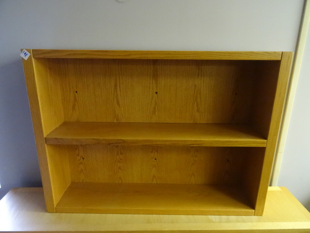 lot 191 image: Oak Wood Book Shelf 40 X 9 X 29