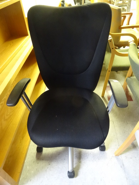 lot 194 image: Office Chair On Wheels