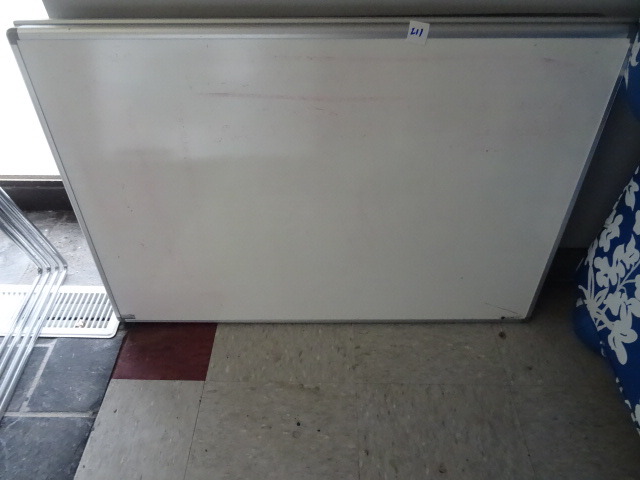 lot 211 image: 36 X 24 White Board