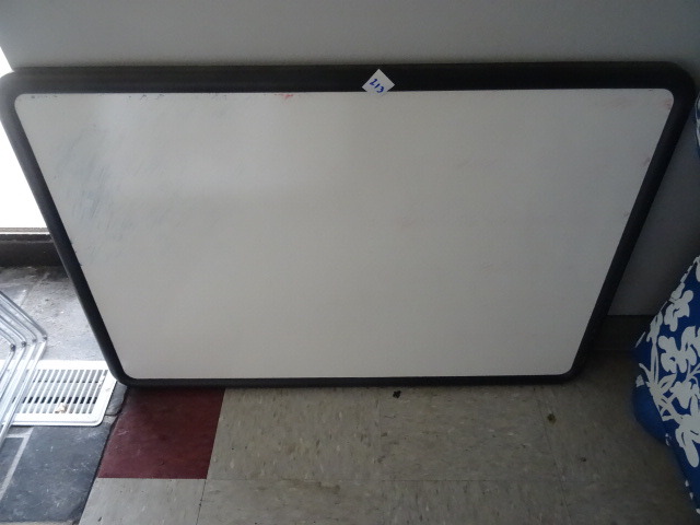 lot 213 image: 36 X 24 White Board
