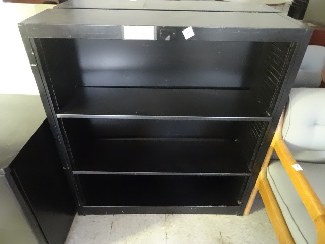 lot 265 image: Metal Book Shelf 38 X 10 X 42